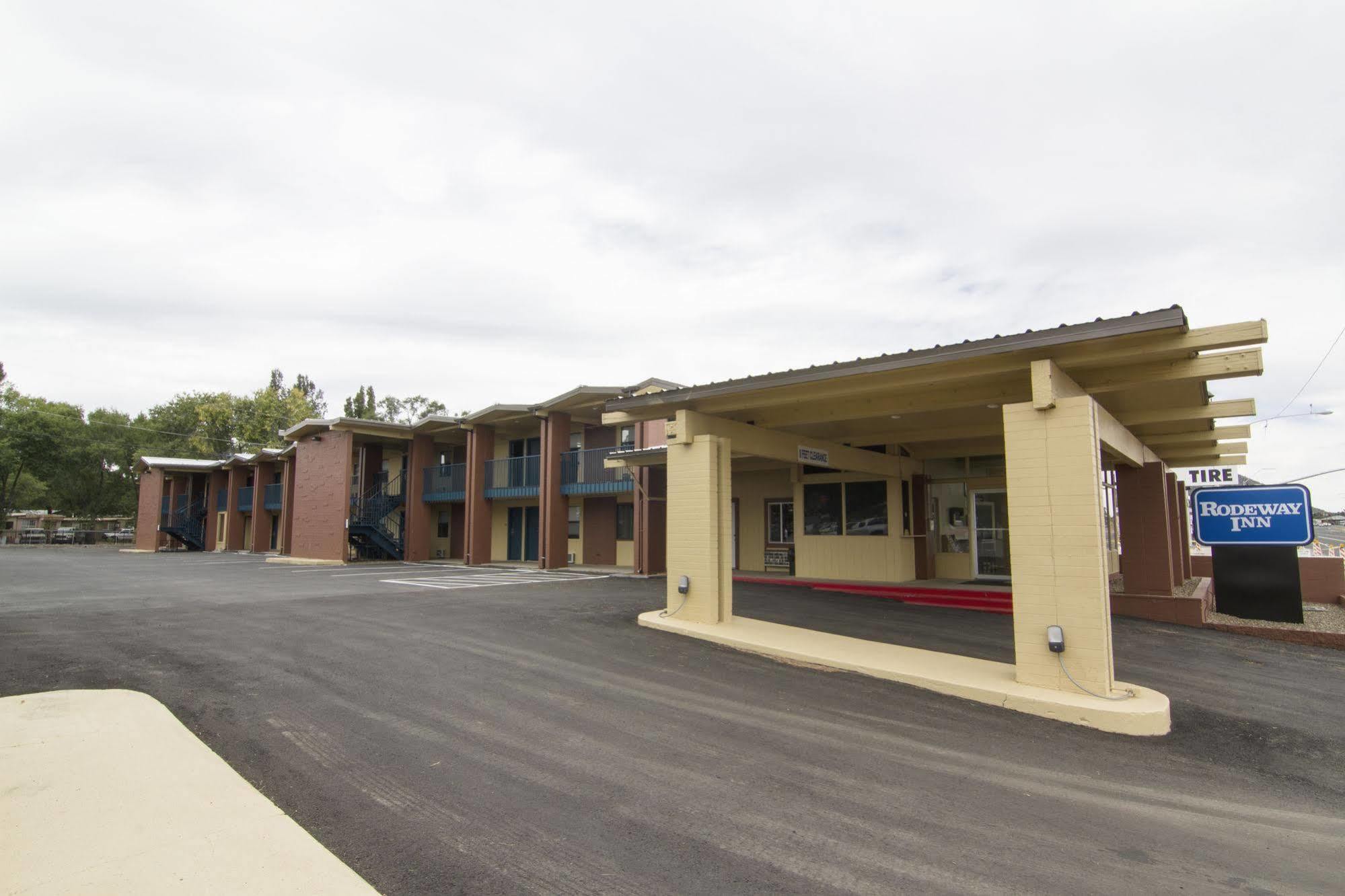 Rodeway Inn Flagstaff East Route 66 Exterior foto